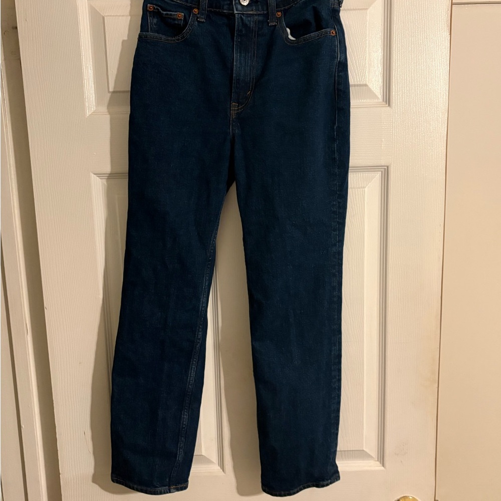 Abercrombie & Fitch Ankle Straight Ultra High Rise Jeans in Dark Wash